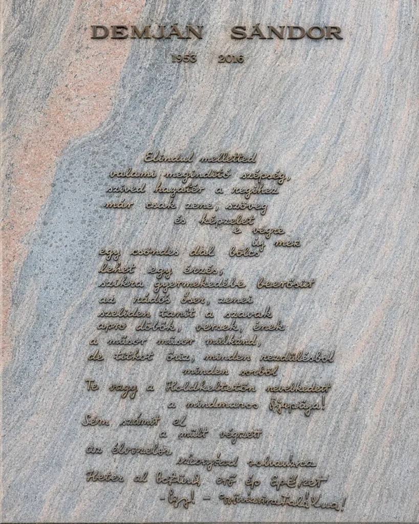 Demján Sándor síremléke